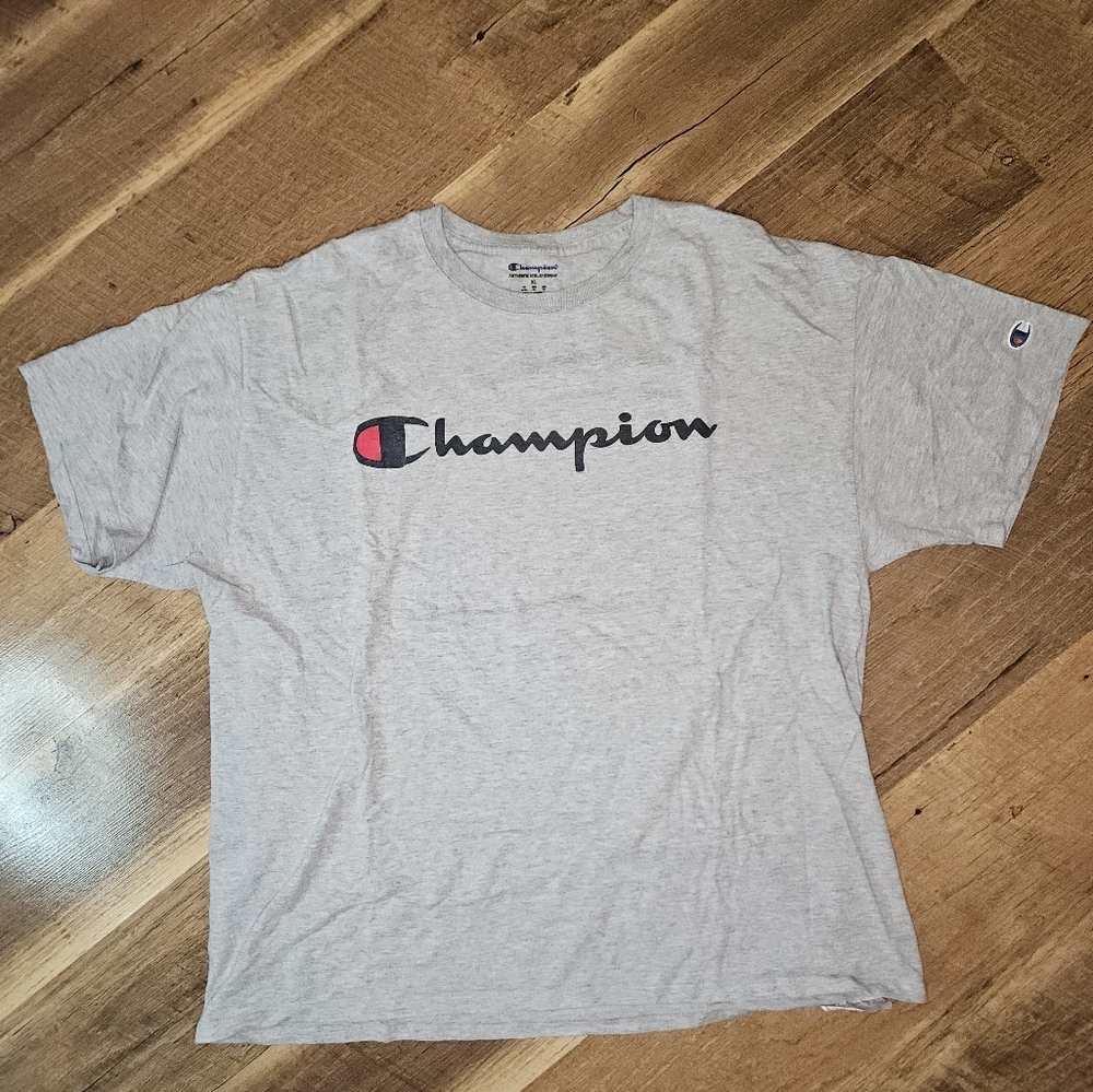 Mens XL Champion Tshirt